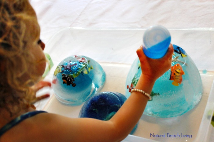 Under the Sea Themed Activities, Amazing Frozen Sensory Play, eye spy sensory game and water play fun. Perfect for a learning theme. AWESOME kids activities 