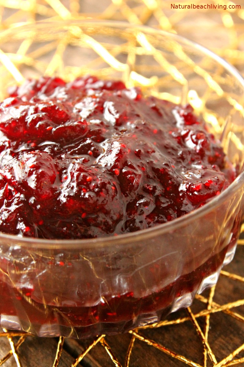 Easy Homemade Cranberry Sauce That Everyone Loves