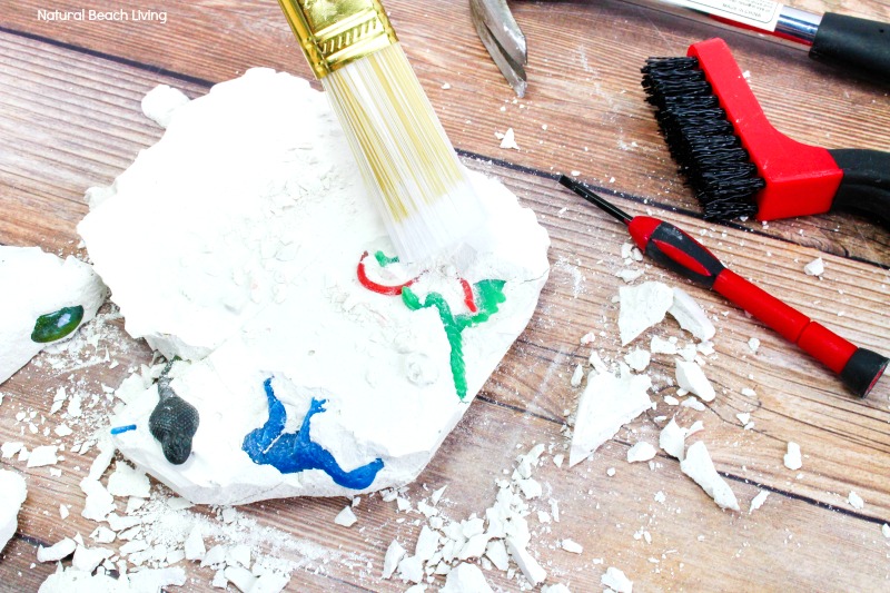 How to Make Dinosaur Dig Excavation for Kids, This DIY Dinosaur Excavation Dig is perfect for a Dinosaur Theme or Dinosaur Birthday party, it's easy to make and the kids love this fun DIY excavation activity, An exciting and engaging homemade geology dig kit would also make a fantastic homemade gift idea, Enjoy this fossil dig activity with your kids