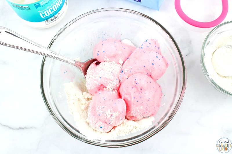 See how easy it is to make Cotton Candy Easter Peeps Playdough recipe! It's an easy playdough recipe that tastes and smells great. The kids will love adding this to their Easter Activities or Spring Sensory Play. Cotton Candy Playdough for Spring is Perfect